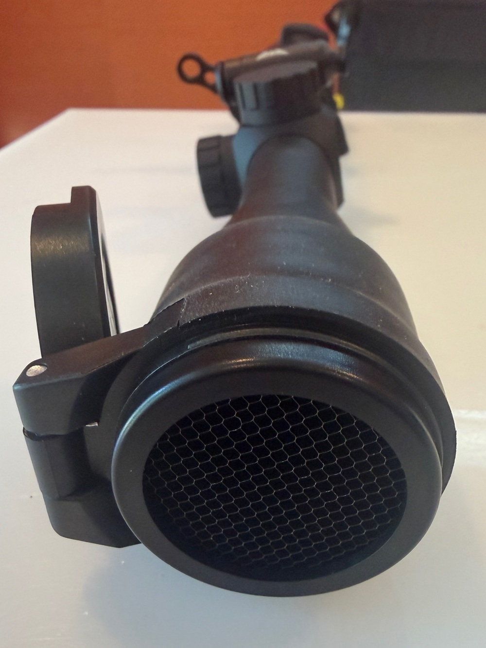 NIB - Leupold Scope with Adjustable Magnification - Picture 3 of 4